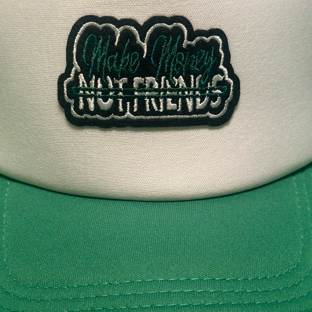 Trucker hat - Picture 3 of 6